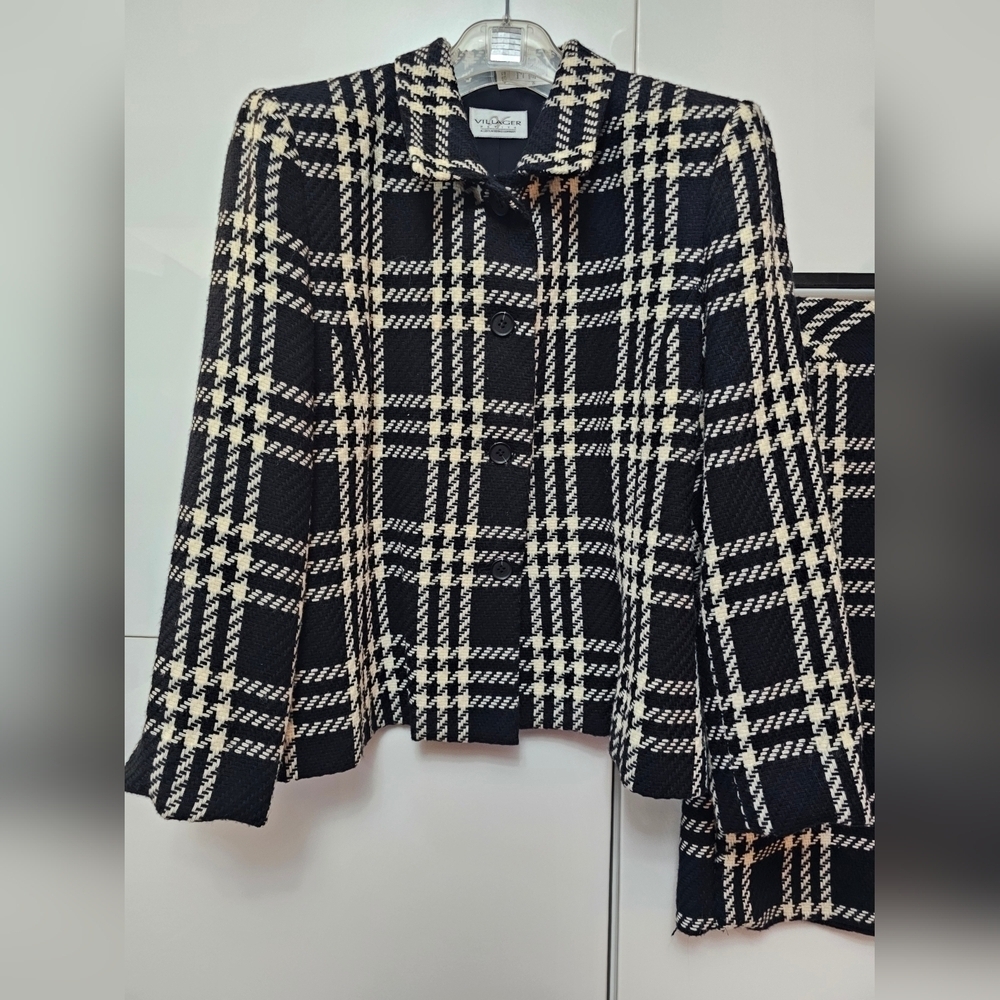 Timeless 90s Vintage Villager Plaid Jacket & Skirt Set from Mom’s Closet - Picture 4 of 14